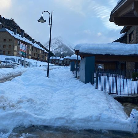 Chalet Casa La Cumbrecita En Panticosa Eksteriør bilde