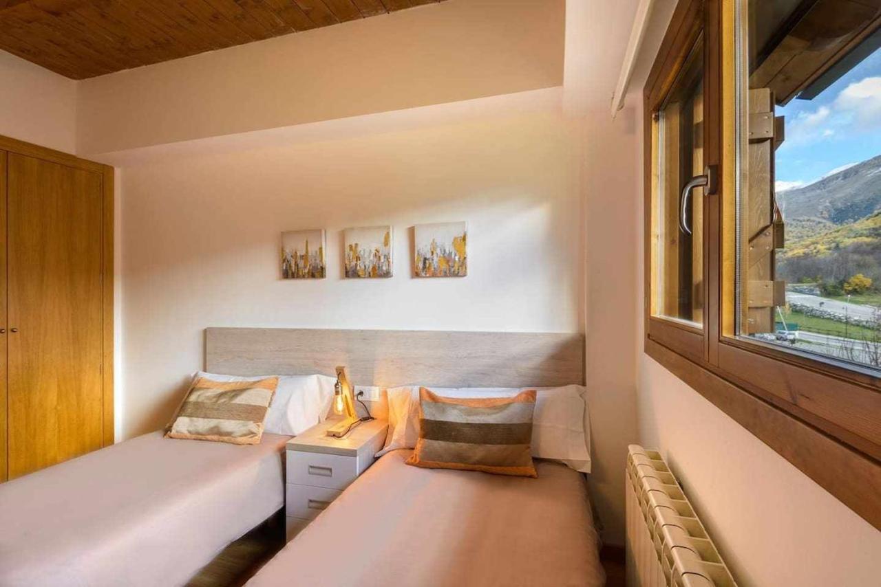 Chalet Casa La Cumbrecita En Panticosa Eksteriør bilde